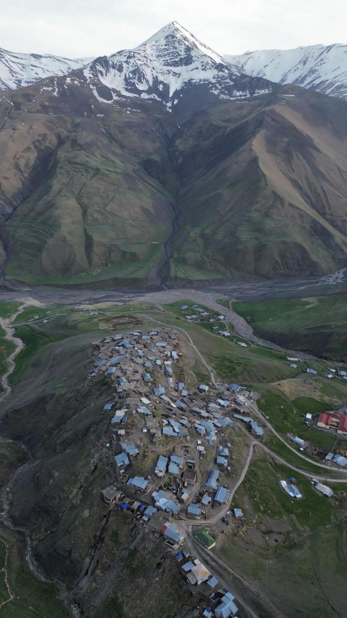 Xinaliq Elnur Guest House, New Hotel Exteriér fotografie